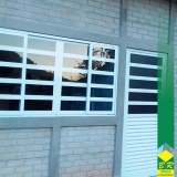 esquadria alumínio branco